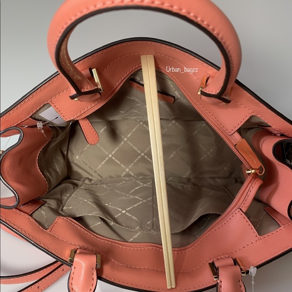 Michael Kors Rayne Medium EW Satchel - Picture 2 of 8